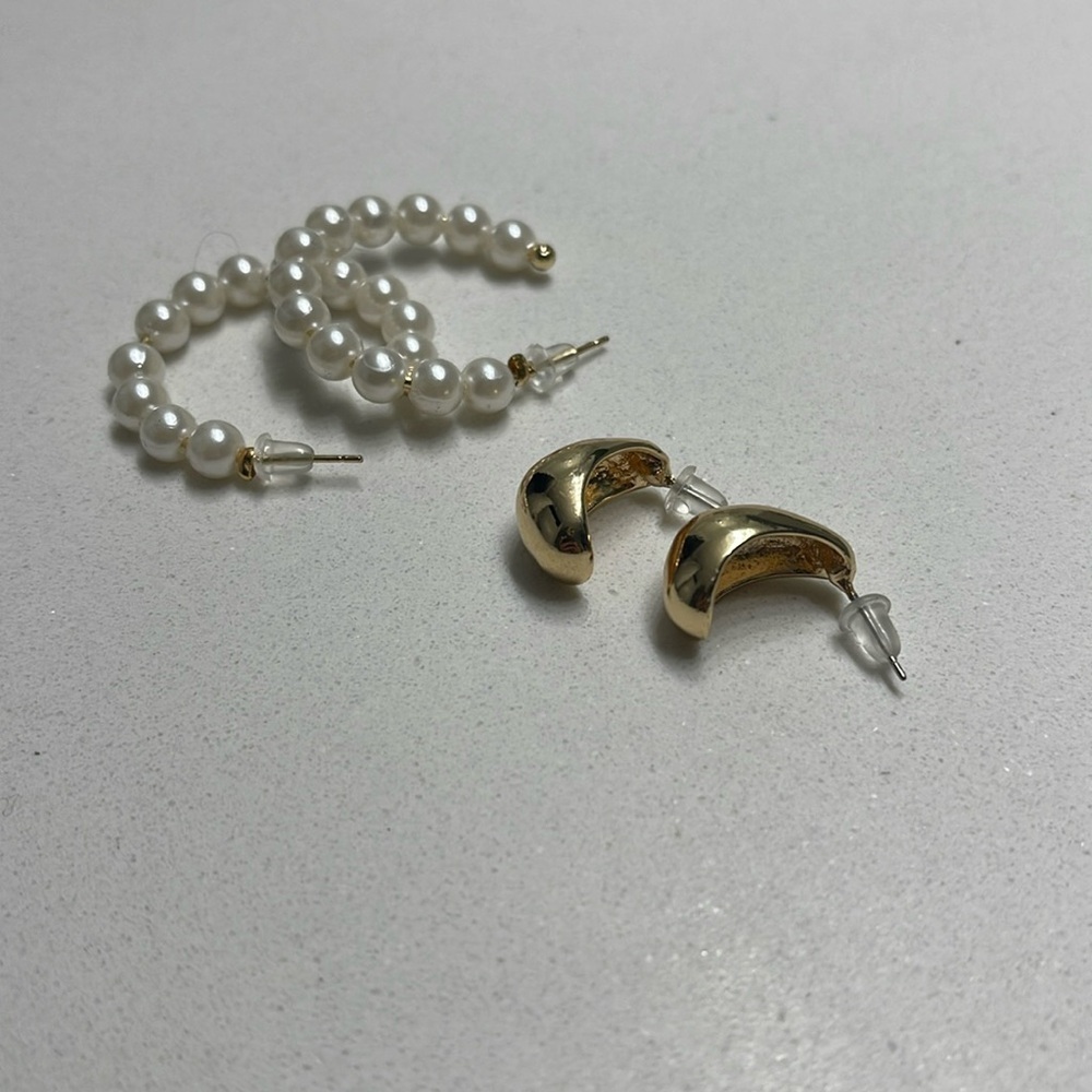 Bohemian Gold & Pearl Earring Set 💛 Lot 5
